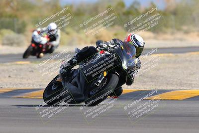 media/Nov-05-2022-SoCal Trackdays (Sat) [[f8d9b725ab]]/Turn 2 (1120am)/